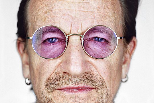© Martin Schoeller, AUGUST / Courtesy of CAMERA WORK Gallery.