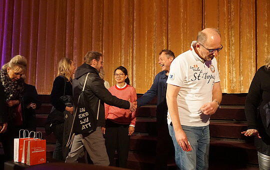 KulturKINO - Manche mögen's falsch - Foto: Aleyna Kalayci