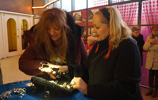 KulturKINO-Bitter Gold - Foto: Stefanie Lemke