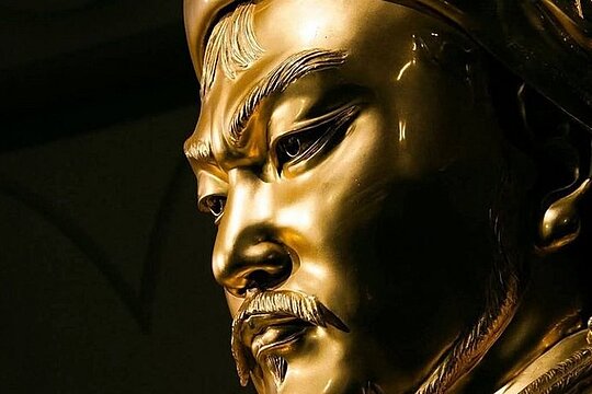 Moderne Monumentalstatue Dschingis Khans © Ghenggis Khaan National Museum 